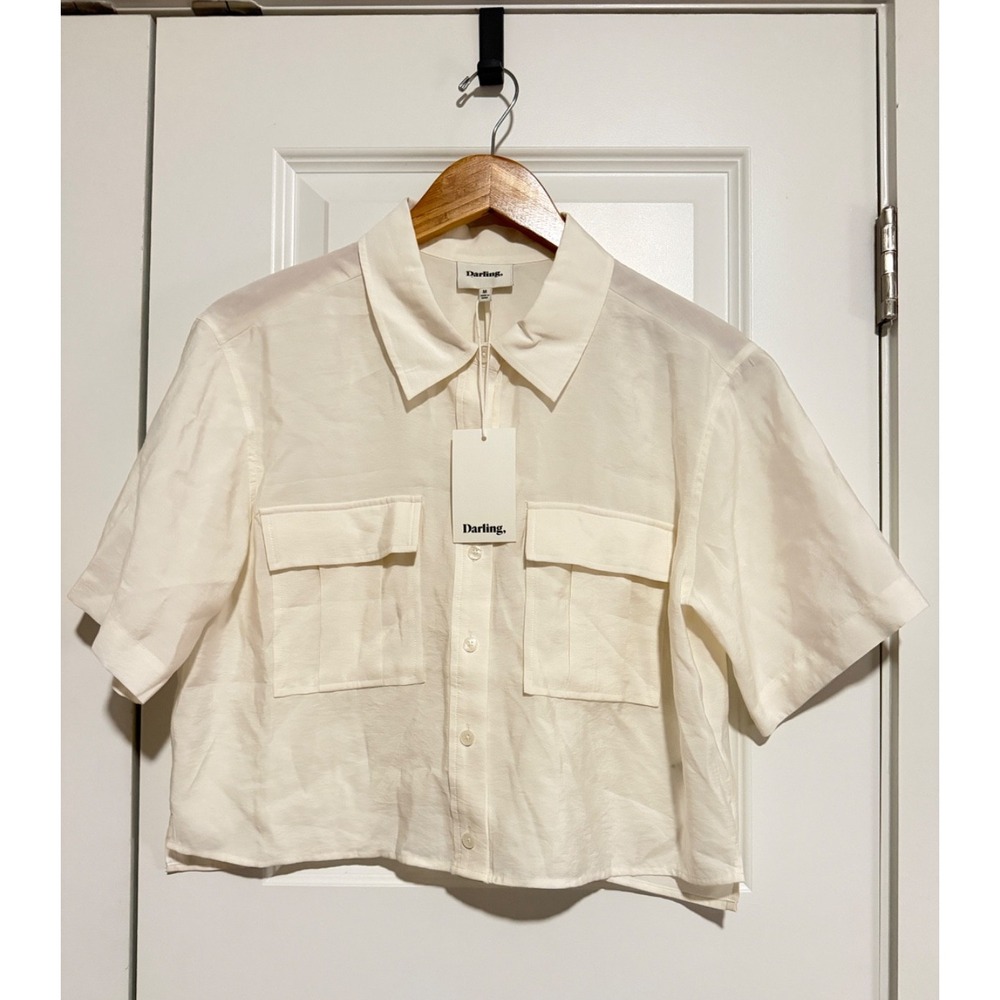 Darling, You Are A Work Of Art White Cropped Boxy Short Sleeve Top Button Up M